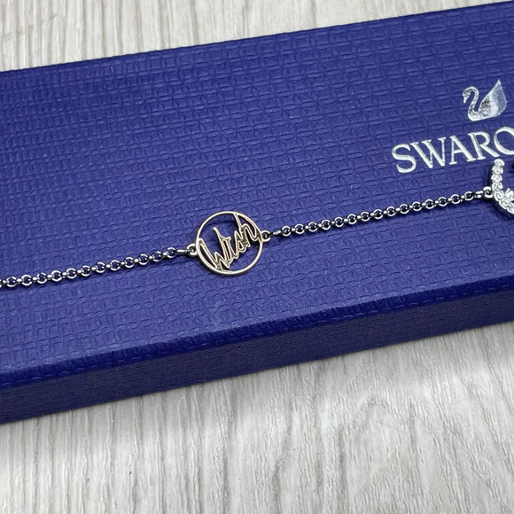 Swarovski Wish Stand  Lucky Horseshoe Motif Bracelet Large - Picture 5 of 8
